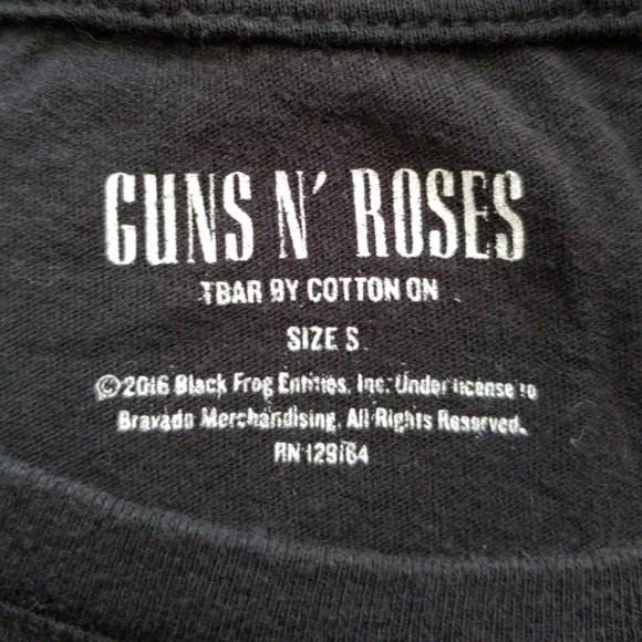 GUN'S AND ROSES BLACK TSHIRT - Picture 6 of 6